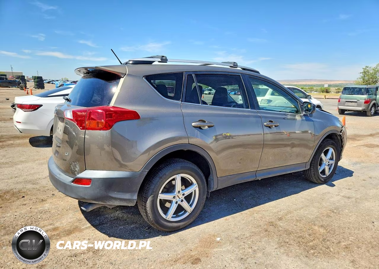 2014 Toyota Rav4 Le VIN:JTMZFREV6ED034619 - 3