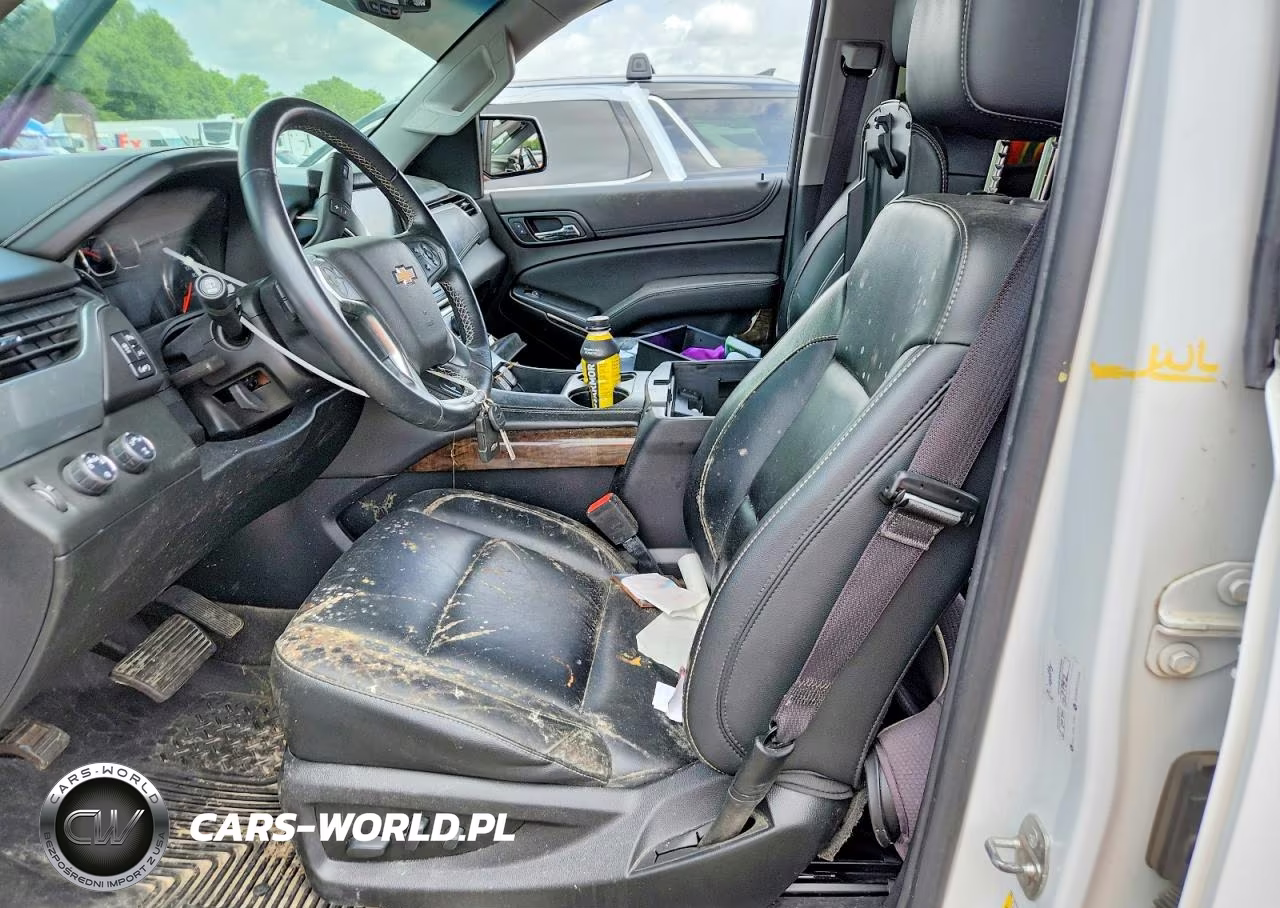 2019 Chevrolet Tahoe K1500 Lt VIN:1GNSKBKCXKR397891 - 13