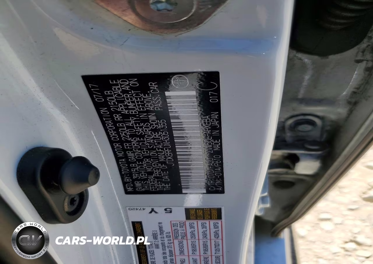 2017 Toyota Prius Two VIN:JTDKBRFUXH3051355 - 12