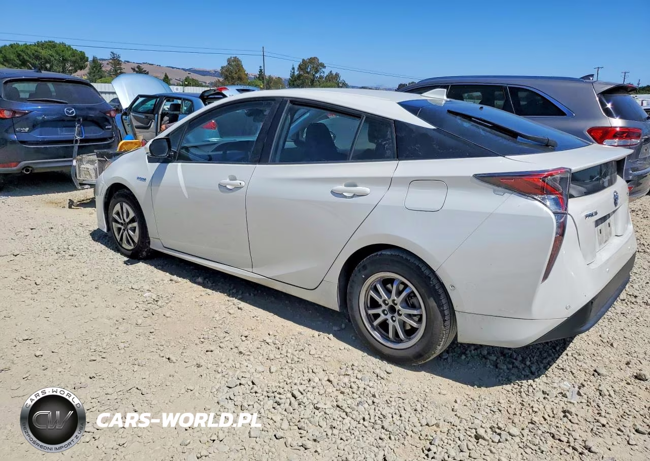 2017 Toyota Prius Two VIN:JTDKBRFUXH3051355 - 2