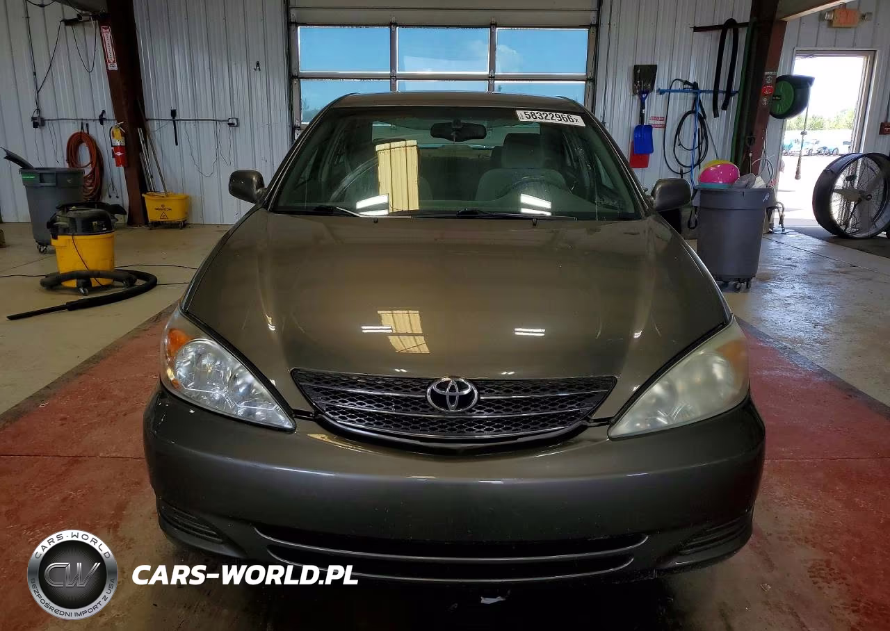 2003 Toyota Camry Le VIN:4T1BE30K33U758372 - 5
