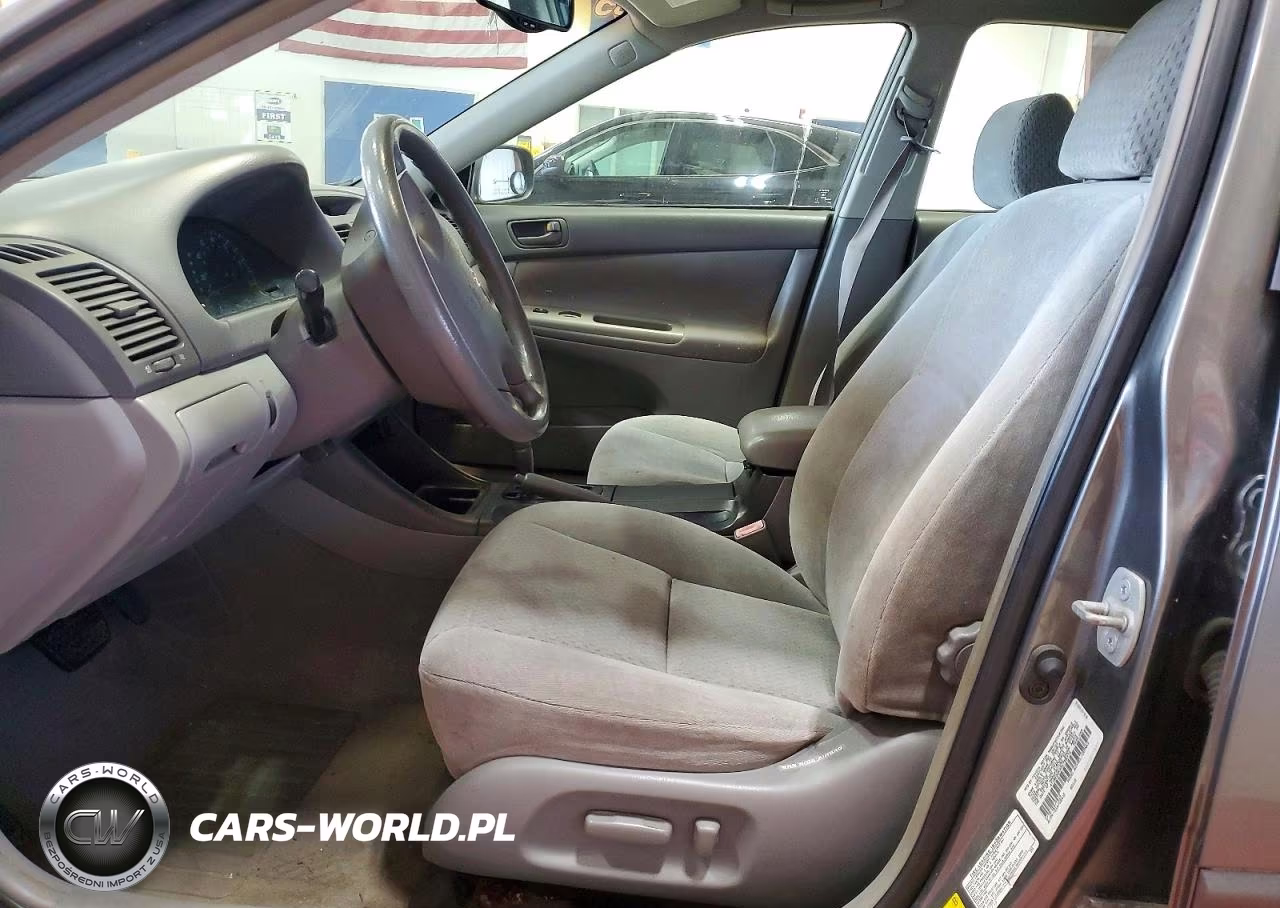 2003 Toyota Camry Le VIN:4T1BE30K33U758372 - 7