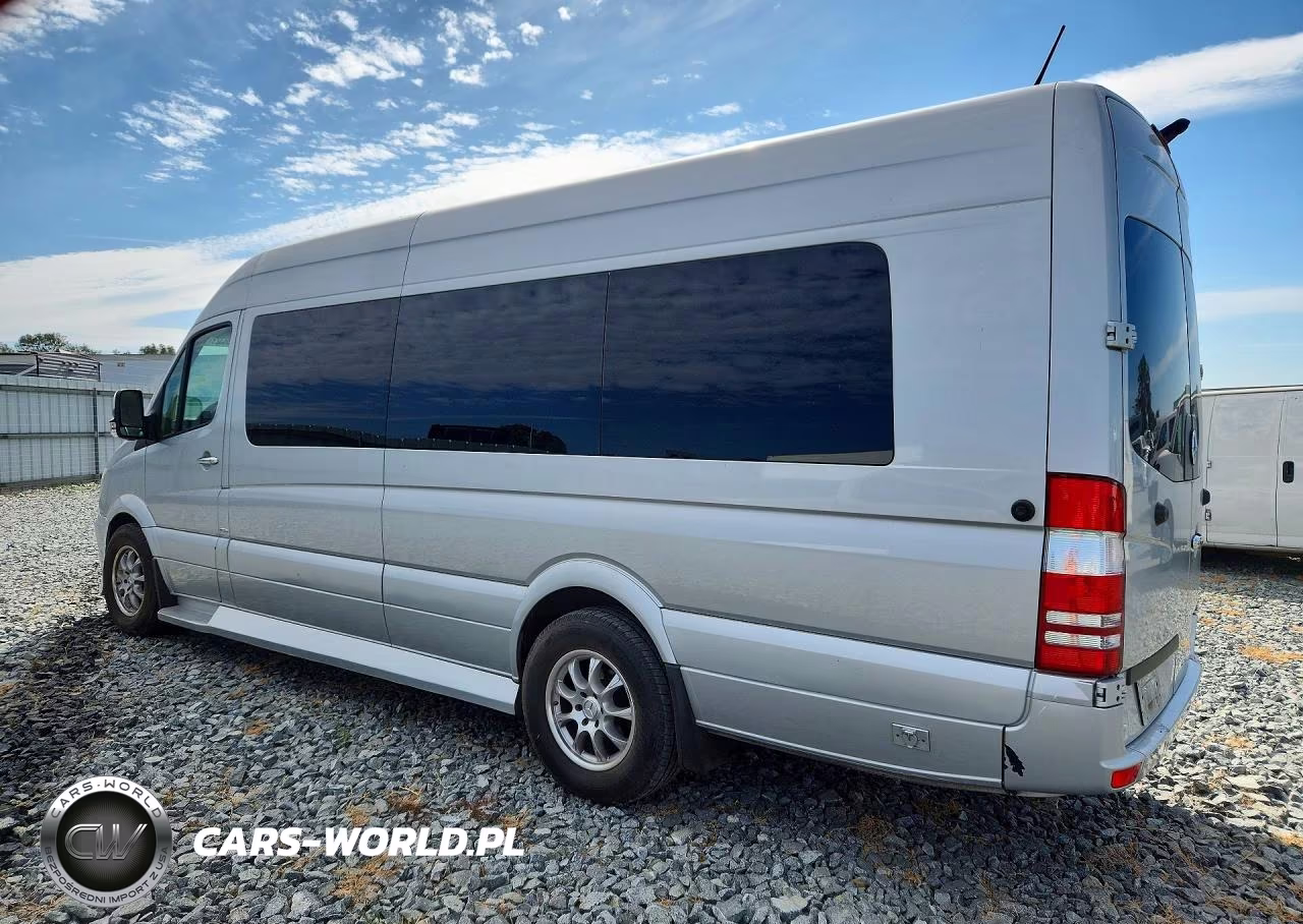 2015 Mercedes-Benz Sprinter 2500 VIN:WD3PE8CC2F5981992 - 2
