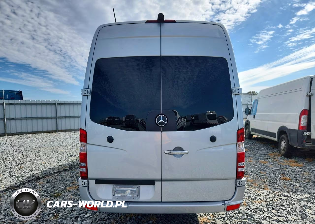 2015 Mercedes-Benz Sprinter 2500 VIN:WD3PE8CC2F5981992 - 6
