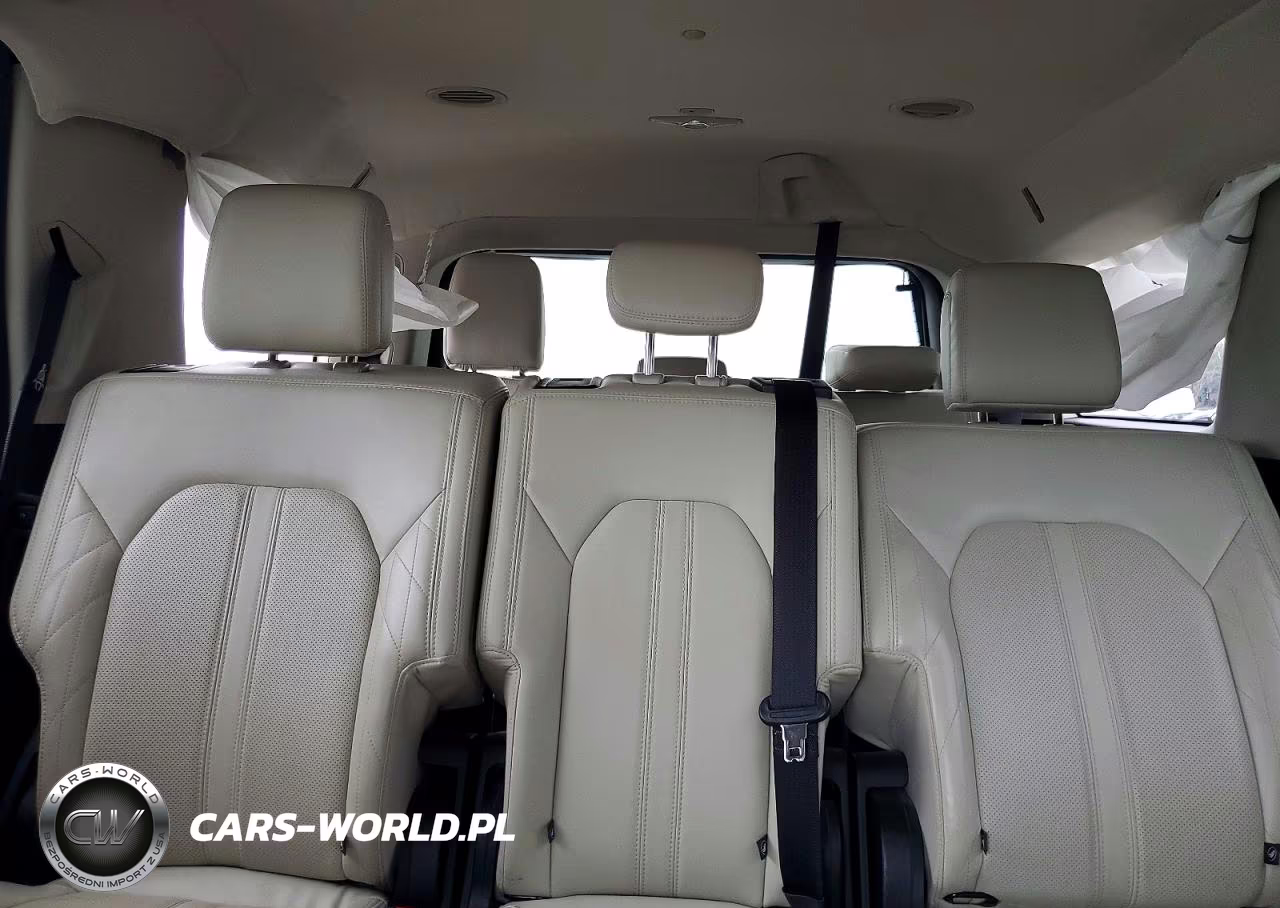 2019 Ford Expedition Platinum VIN:1FMJU1MT6KEA03621 - 10