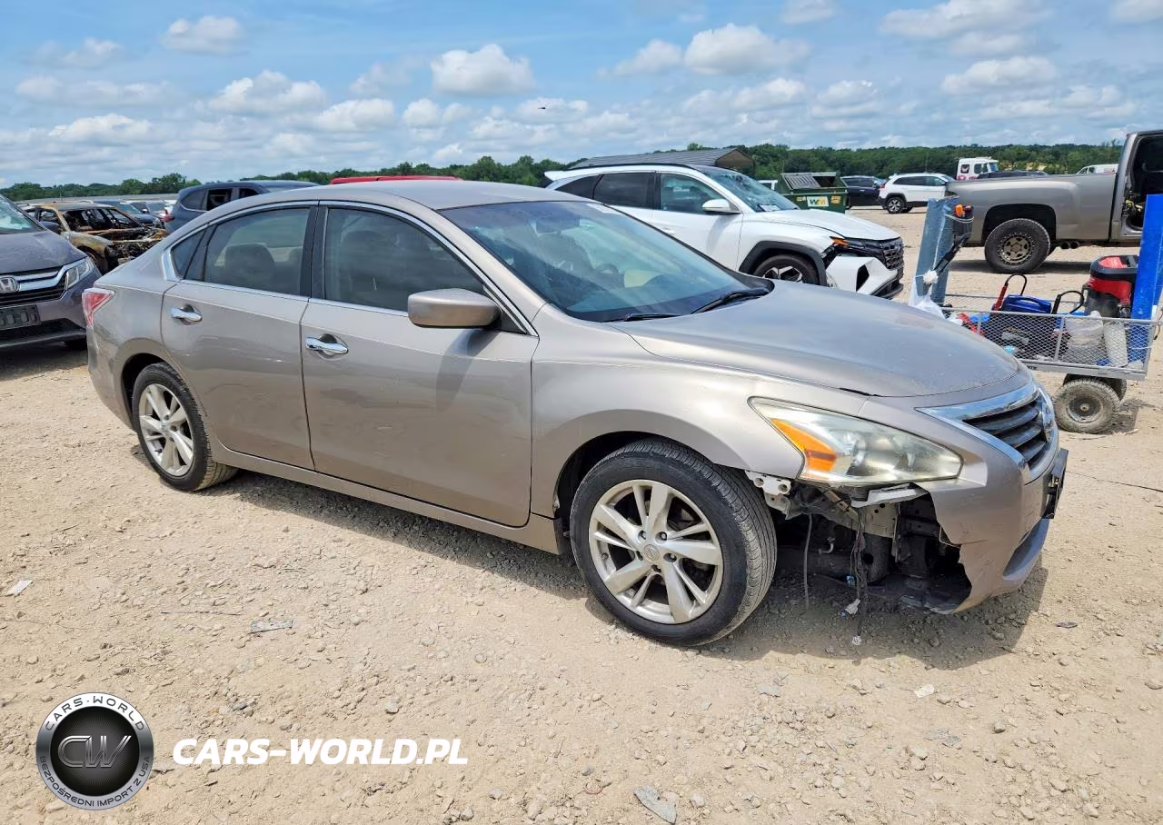 2013 Nissan Altima 2.5 VIN:1N4AL3AP2DN446190 - 4
