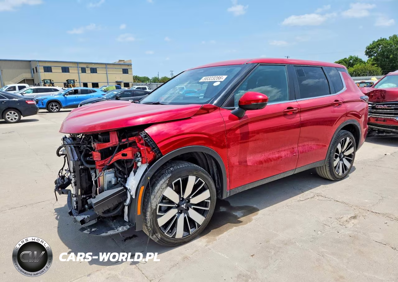 2025 Mitsubishi Outlander Se – zdjęcie 1 z 14