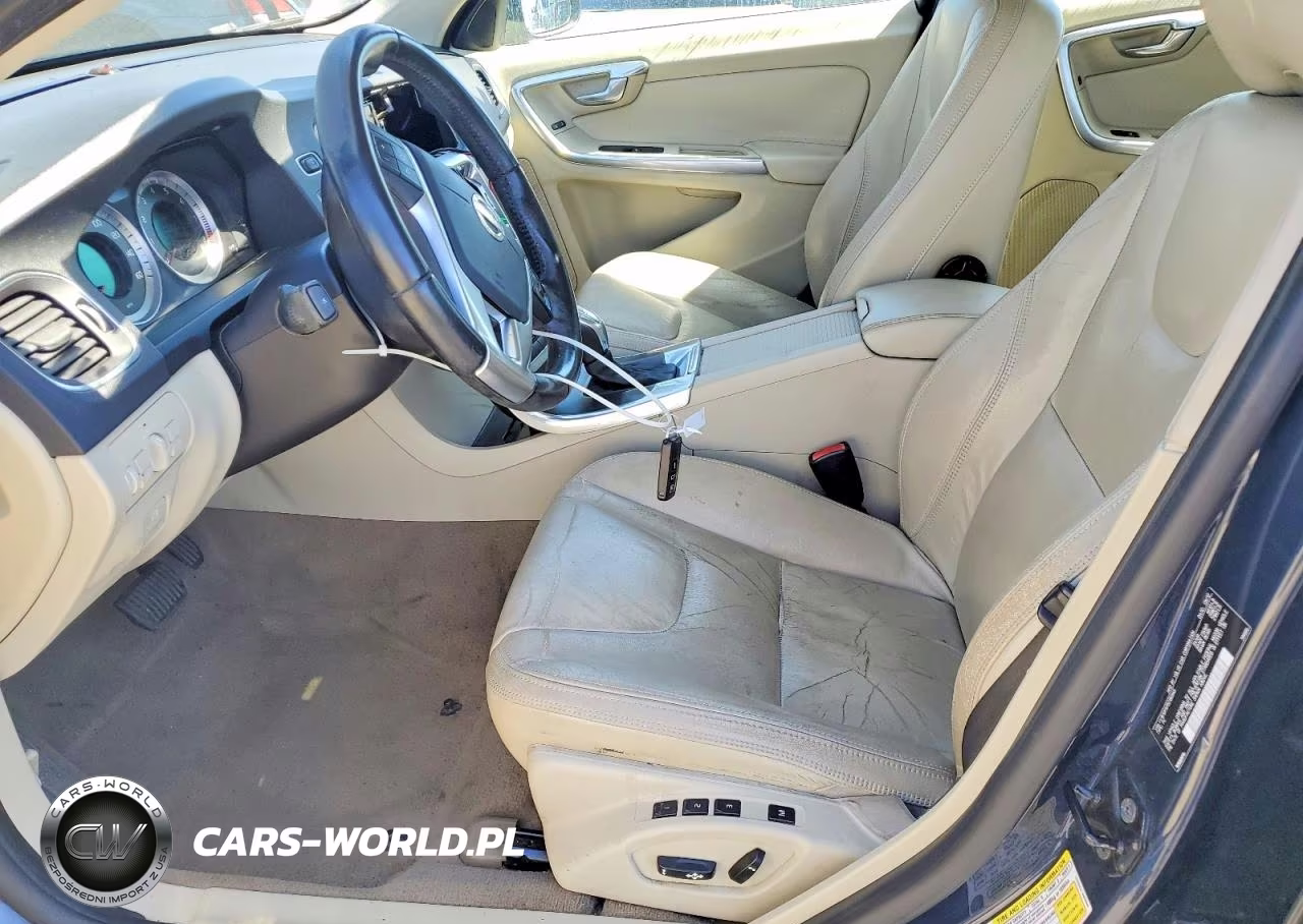 2013 Volvo S60 T5 VIN:YV1612FS7D2190945 - 7