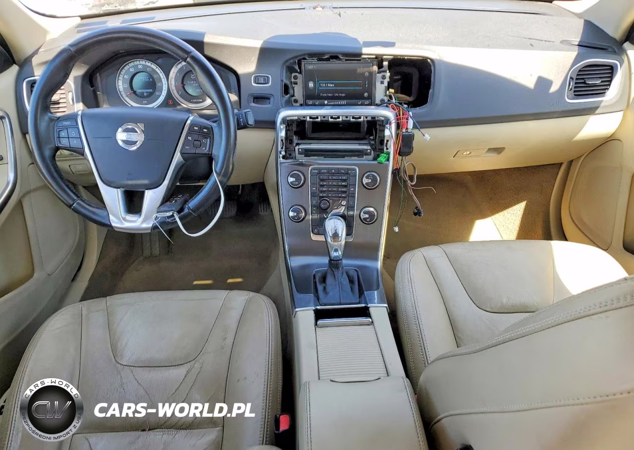 2013 Volvo S60 T5 VIN:YV1612FS7D2190945 - 8