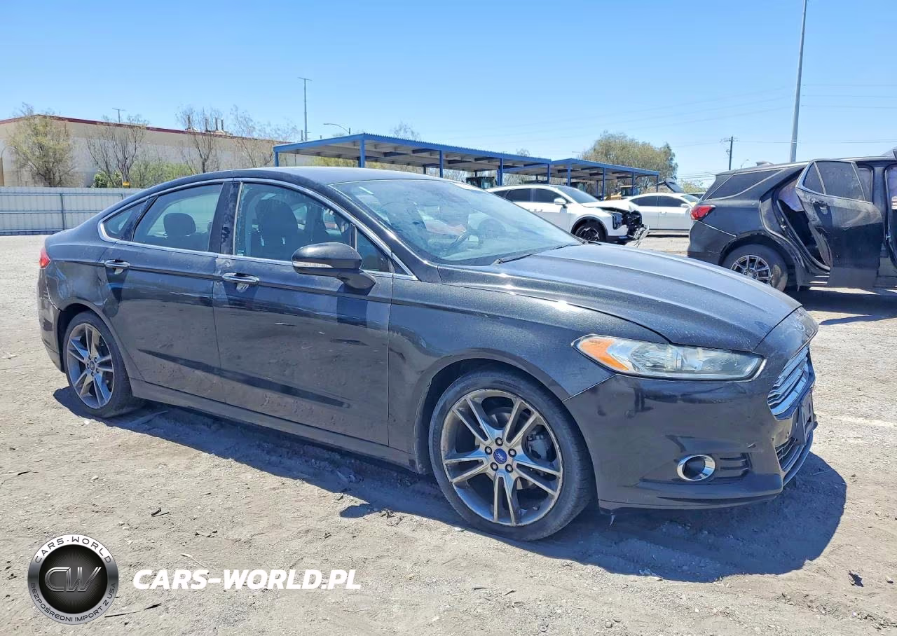 2013 Ford Fusion Titanium VIN:3FA6P0K91DR261103 - 4
