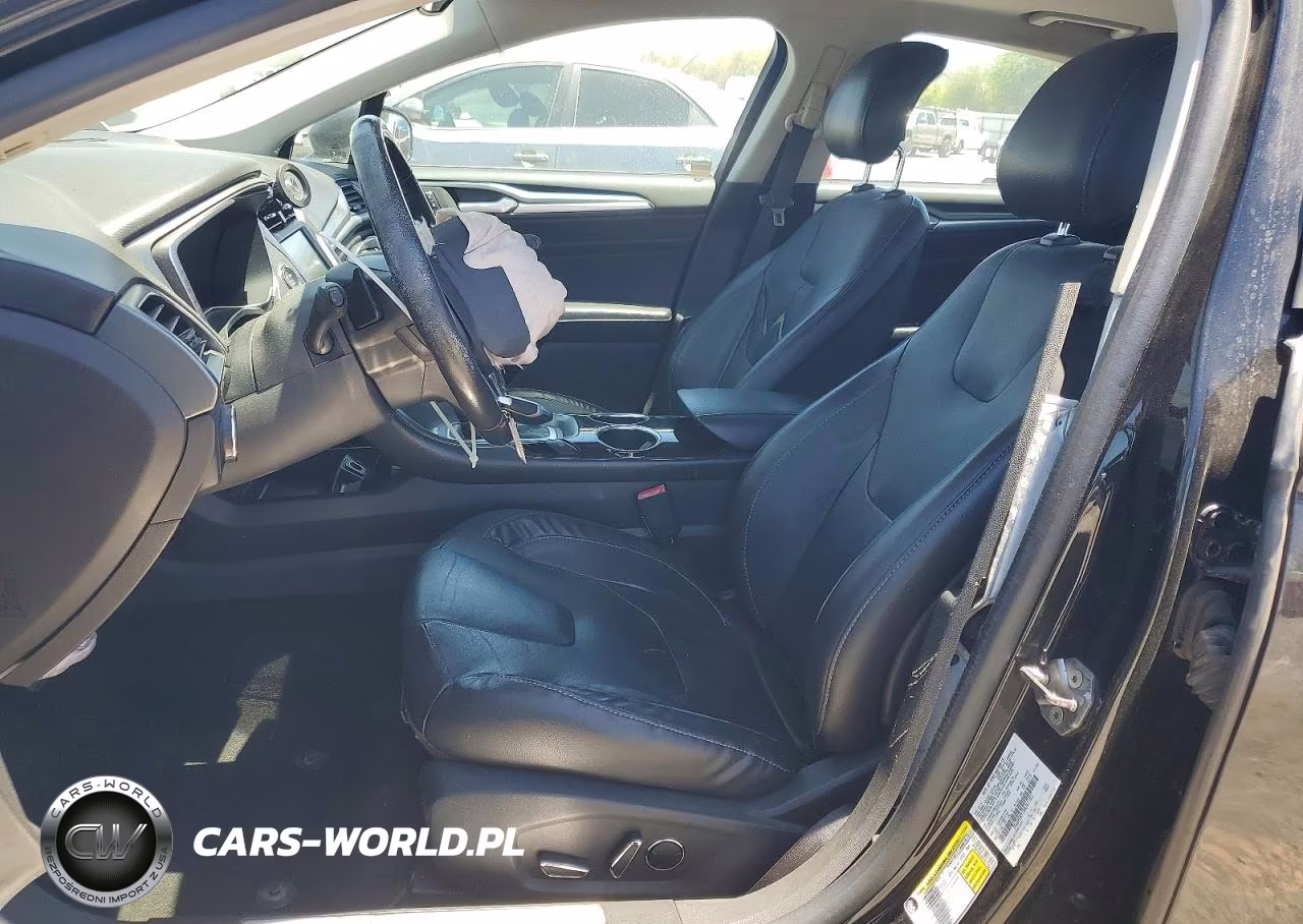 2013 Ford Fusion Titanium VIN:3FA6P0K91DR261103 - 7