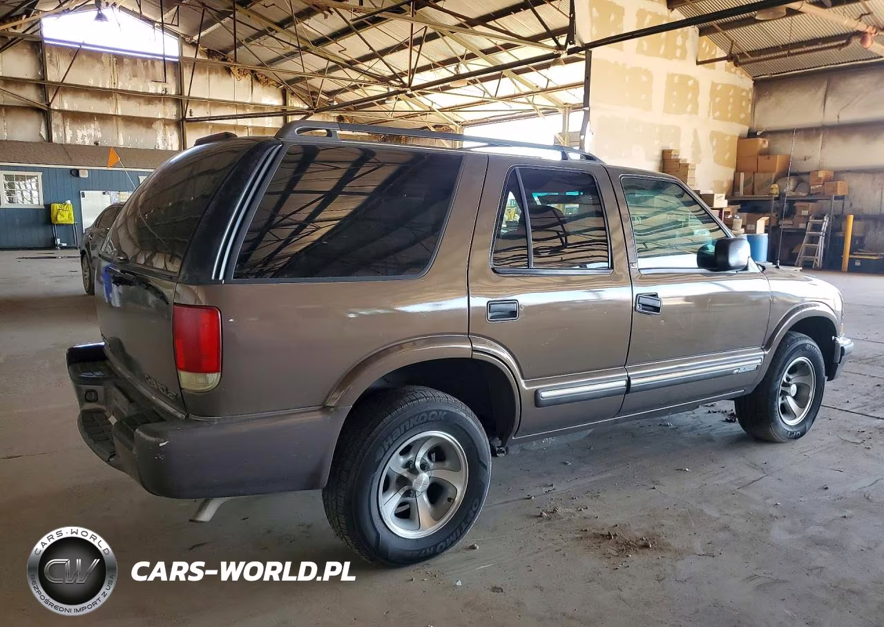 2000 Chevrolet Blazer VIN:1GNCS13WXYK219150 - 3