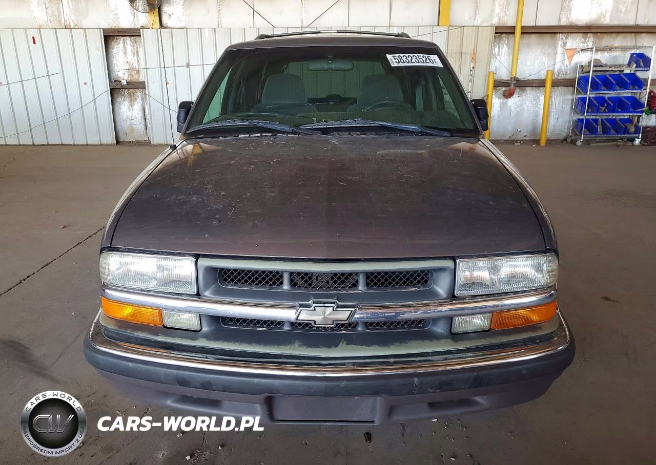 2000 Chevrolet Blazer VIN:1GNCS13WXYK219150 - 5