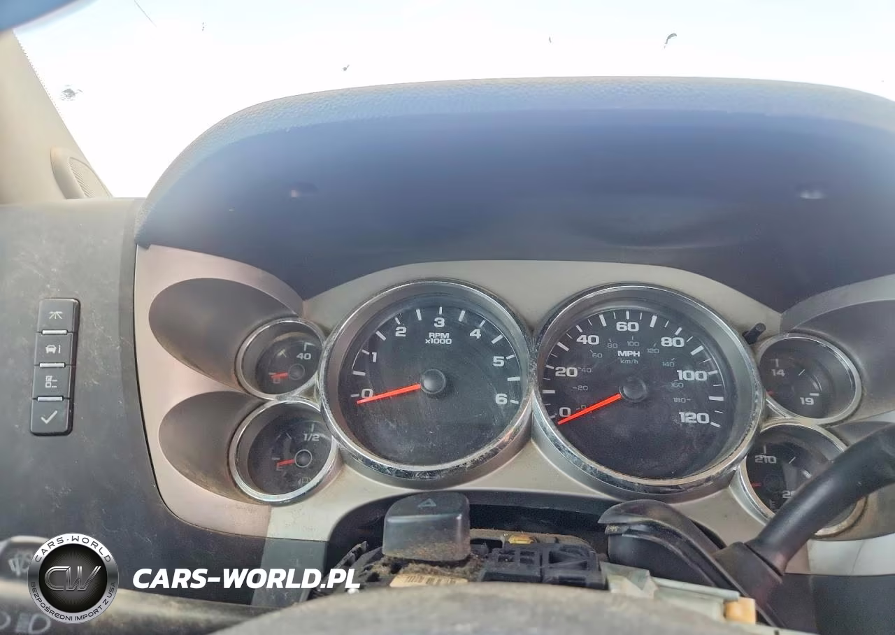 2011 Chevrolet Silverado C1500 VIN:1GCRCPEA3BZ248556 - 9