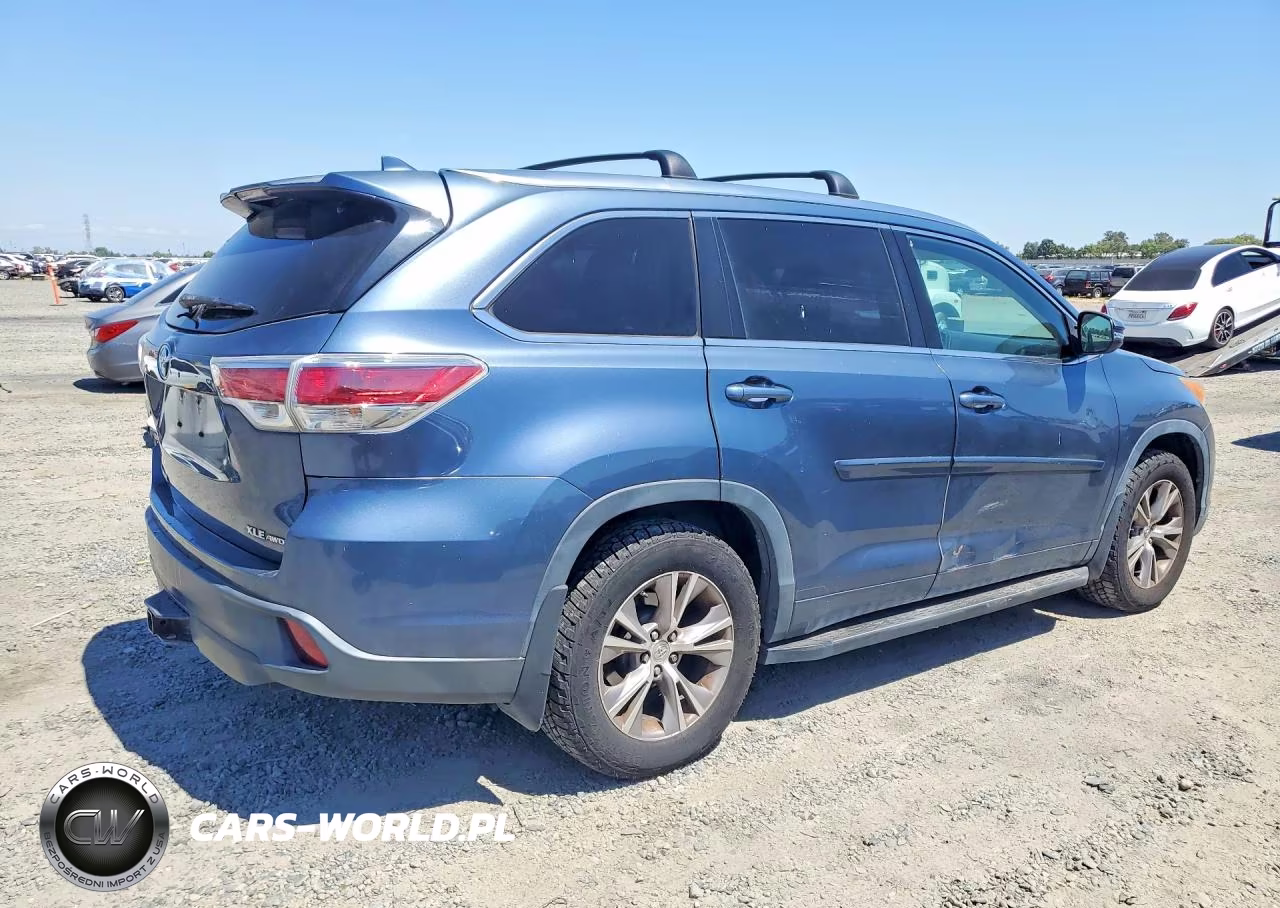 2014 Toyota Highlander Xle VIN:5TDJKRFH8ES020372 - 3