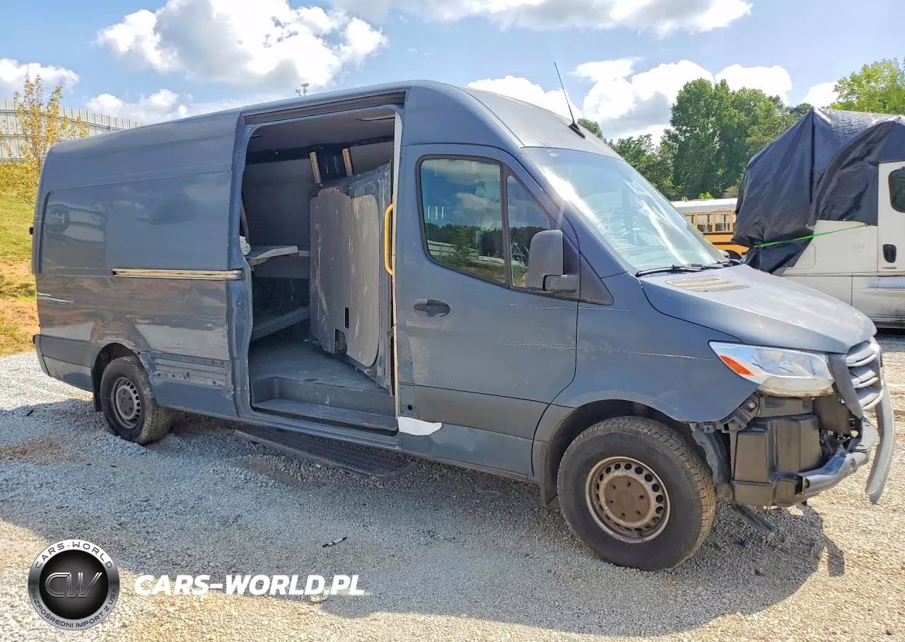 2019 Mercedes-Benz Sprinter 2500-3500 Delivery Van VIN:WD4PF1CD7KP129516 - 4