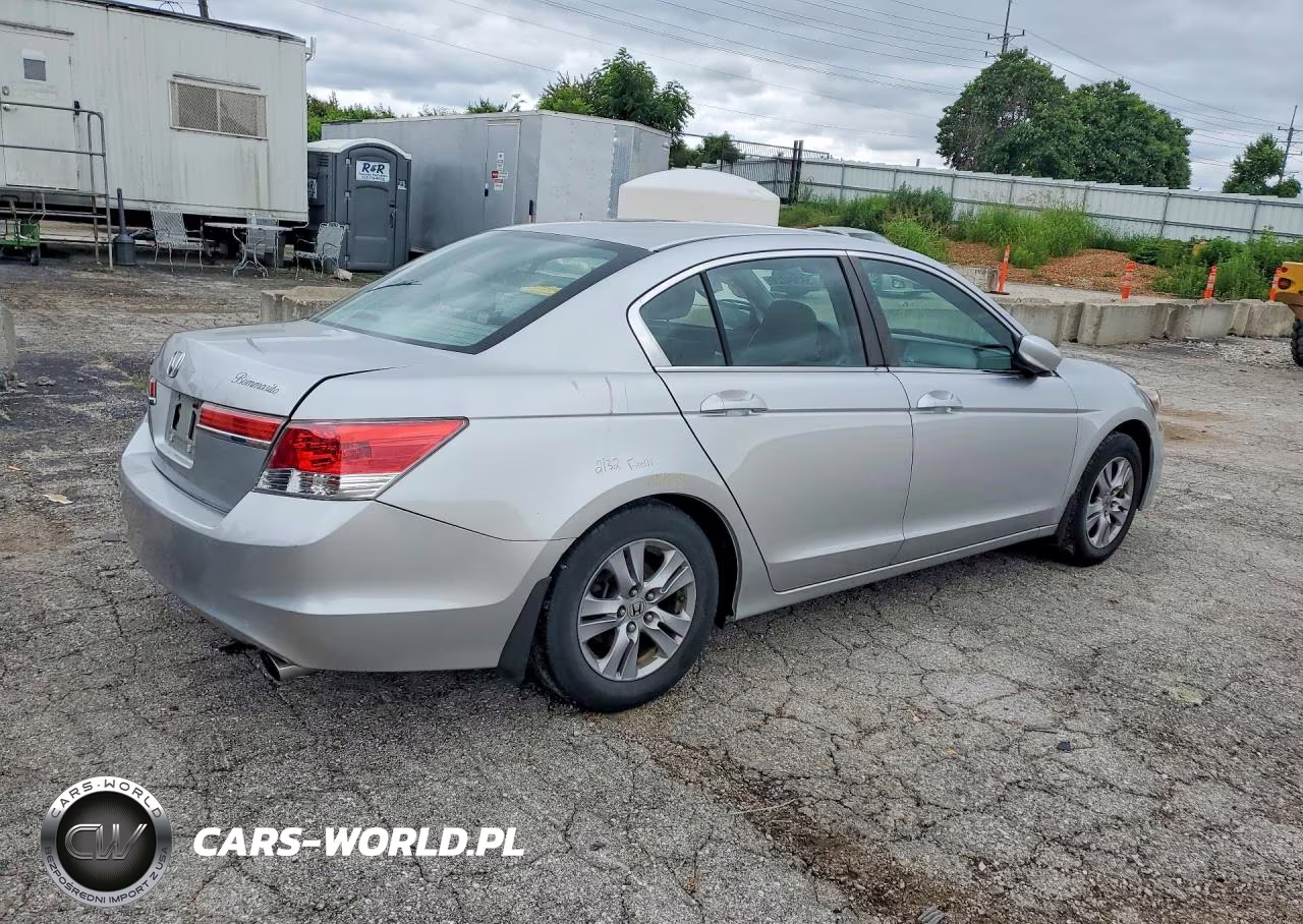 2011 Honda Accord Lxp VIN:1HGCP2F40BA088965 - 3