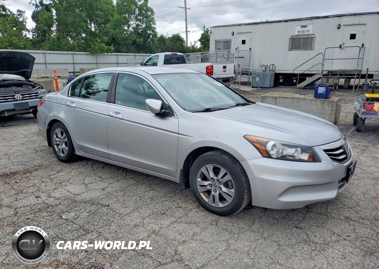 2011 Honda Accord Lxp VIN:1HGCP2F40BA088965 - 4