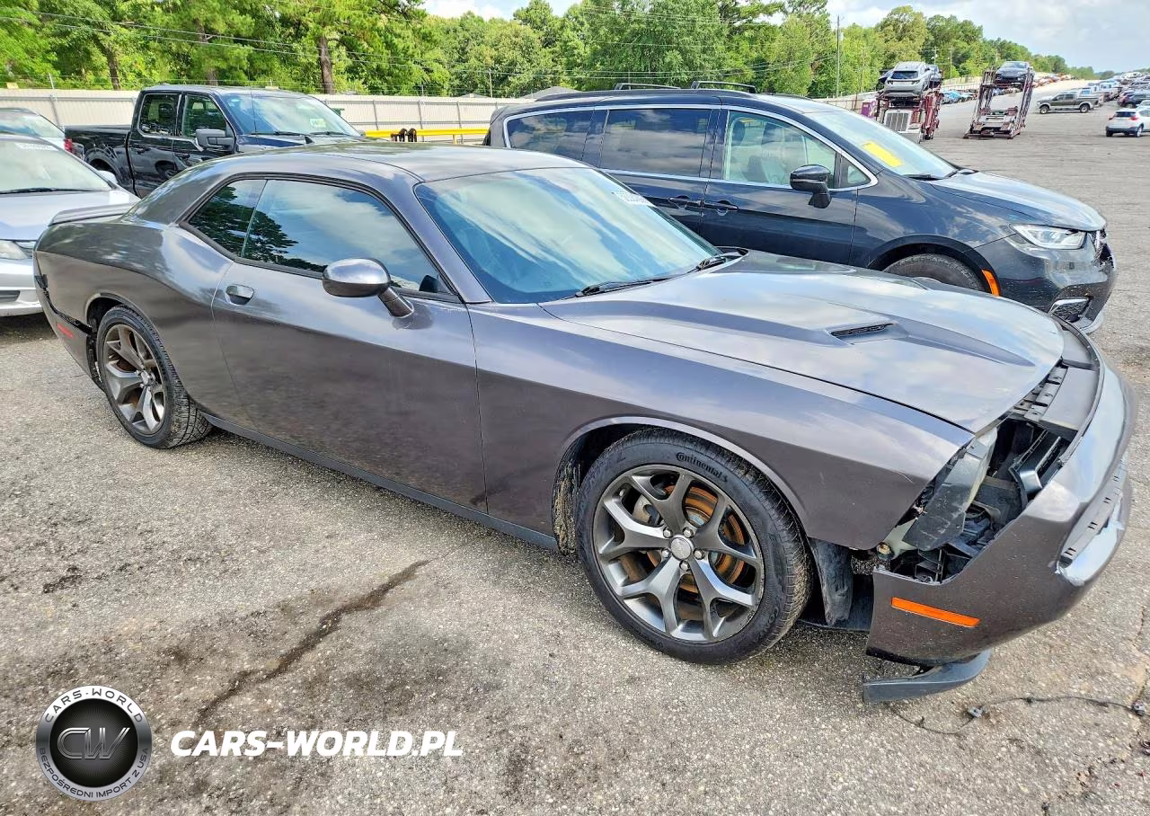 2015 Dodge Challenger Sxt Plus VIN:2C3CDZBGXFH901403 - 4