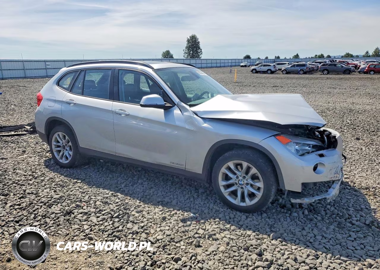 2015 BMW X1 xDrive28I VIN:WBAVL1C58FVY36092 - 4
