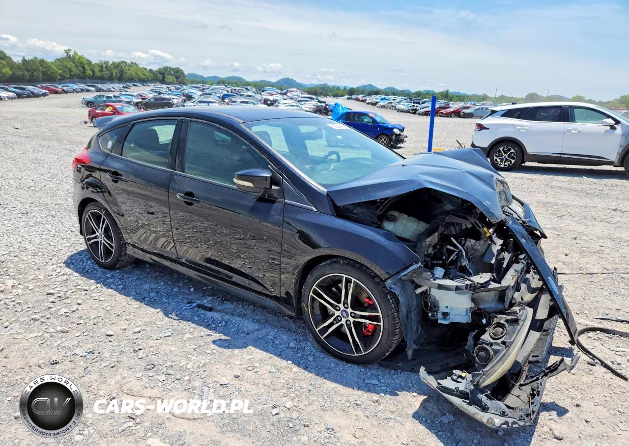 2018 Ford Focus St VIN:1FADP3L95JL266113 - 4