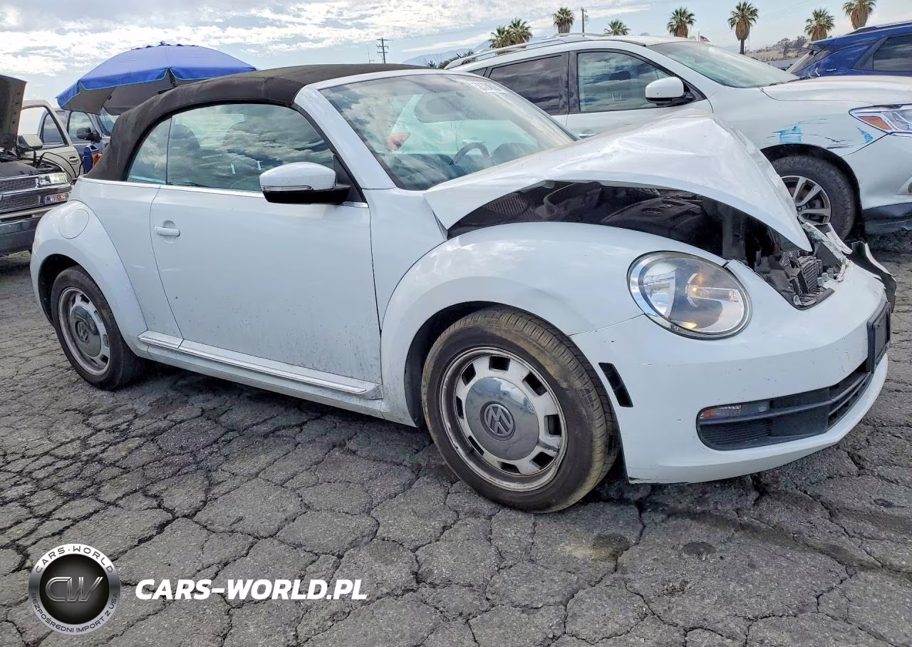 2015 Volkswagen Beetle 1.8T VIN:3VW517AT9FM809651 - 4