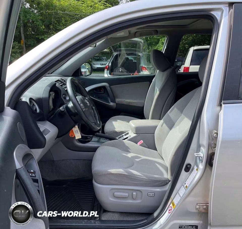2008 Toyota Rav4 Limited VIN:JTMBK31VX86034051 - 9