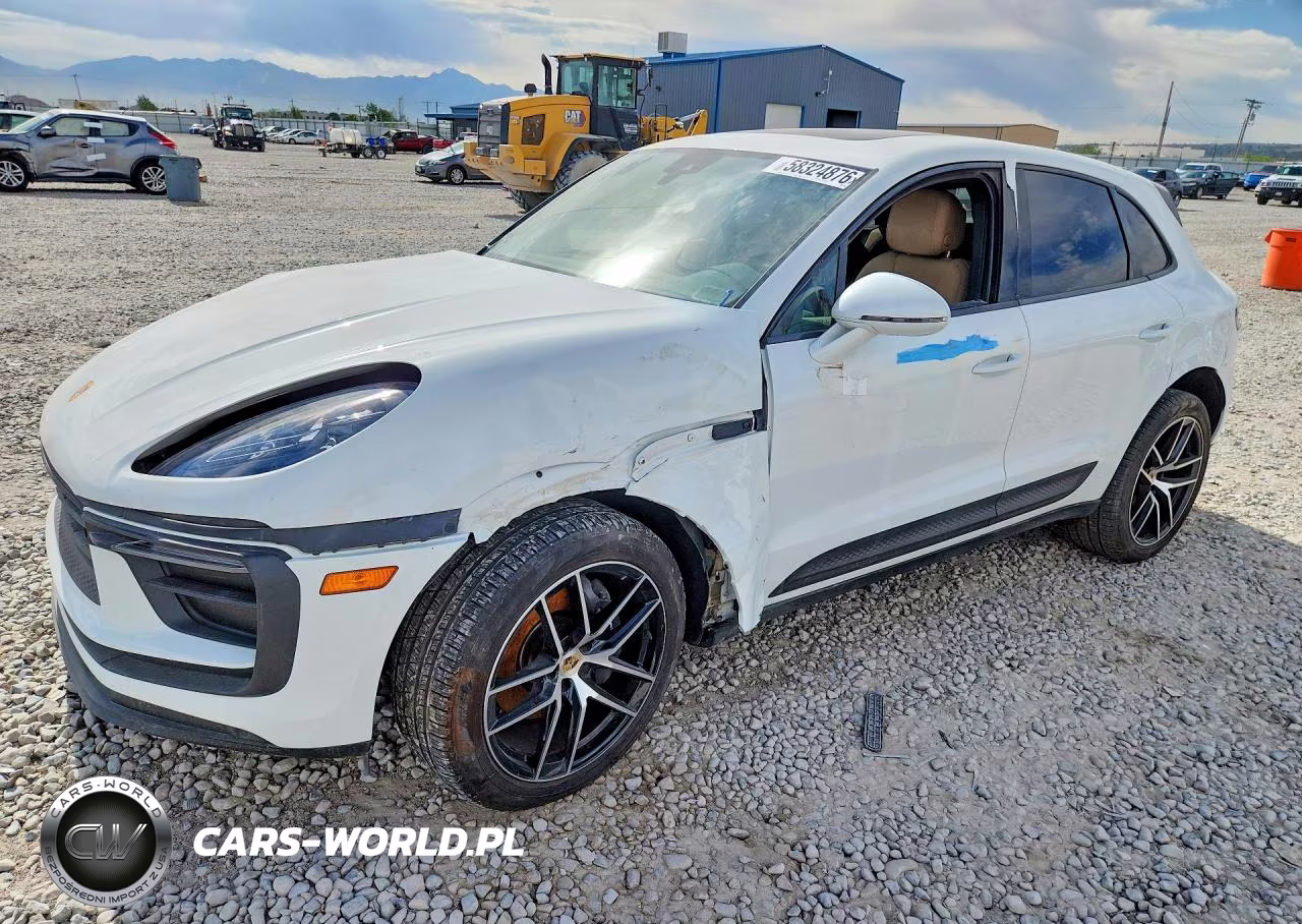 PORSCHE MACAN BASE – zdjęcie 1 z 12