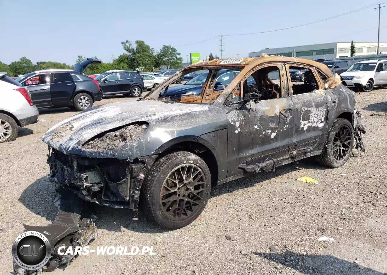 2016 Porsche Macan S