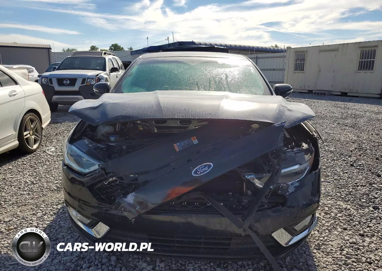 2017 Ford Fusion Se VIN:3FA6P0H98HR211893 - 5