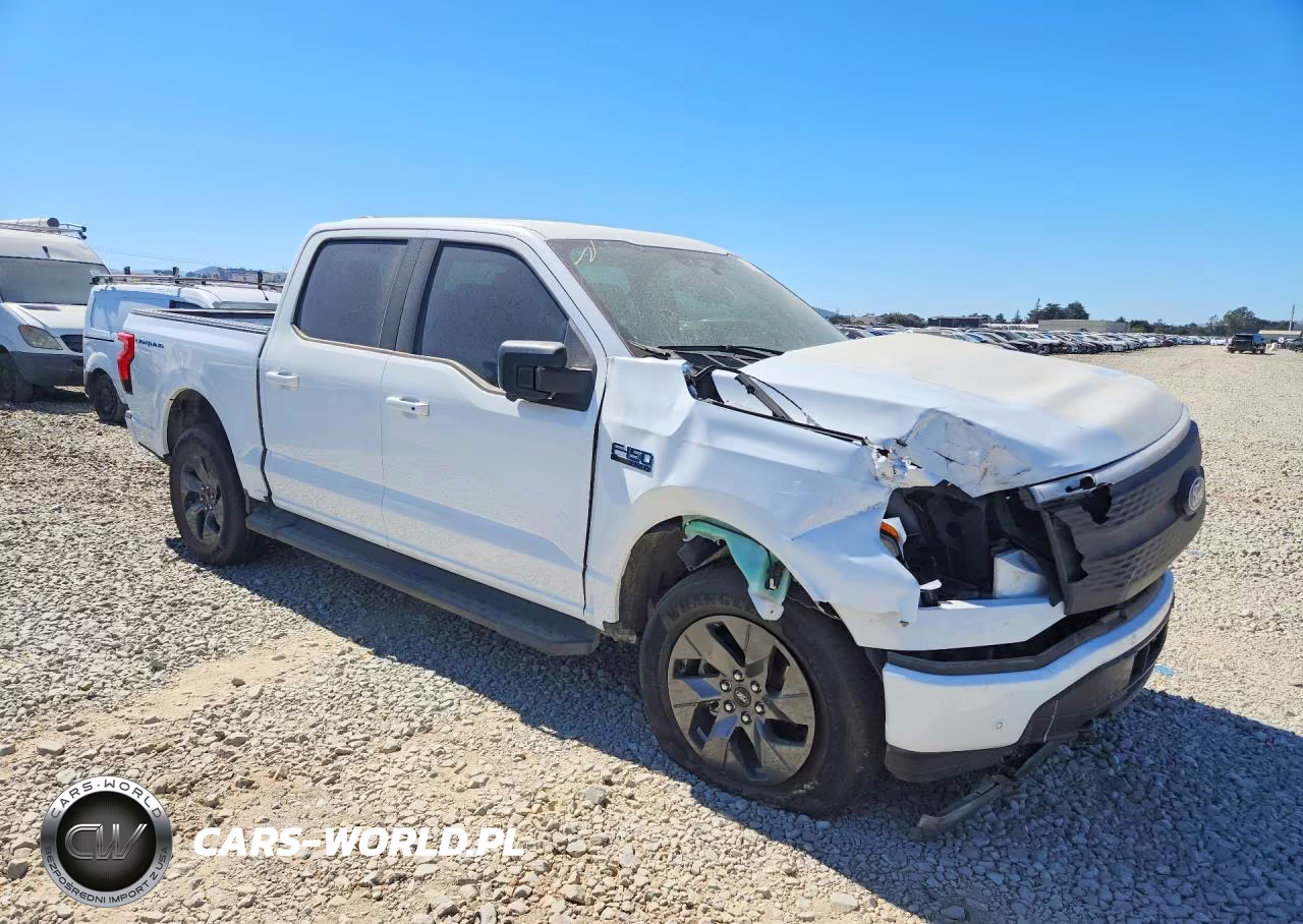 2024 Ford F150 Lightning Xlt VIN:1FT6W3L73RWG26851 - 4