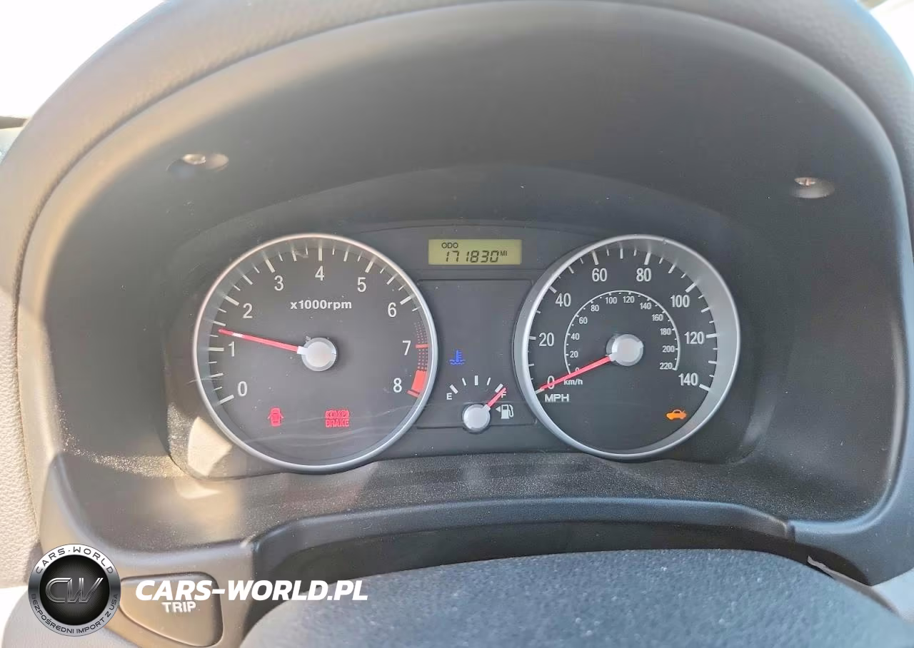 2008 Hyundai Accent Gs VIN:KMHCM36C88U066798 - 9