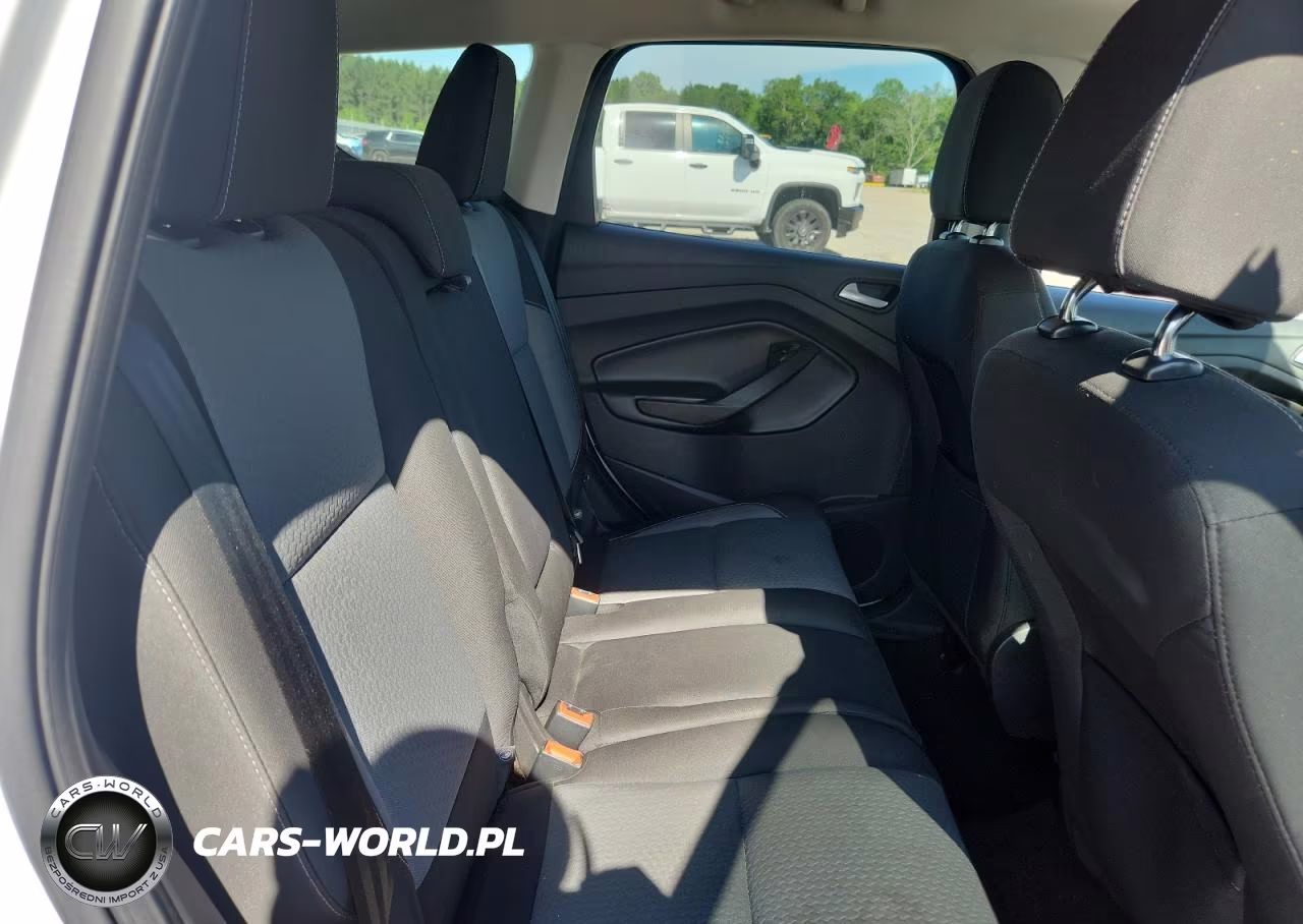 2017 Ford Escape Se VIN:1FMCU0GD3HUB05299 - 10