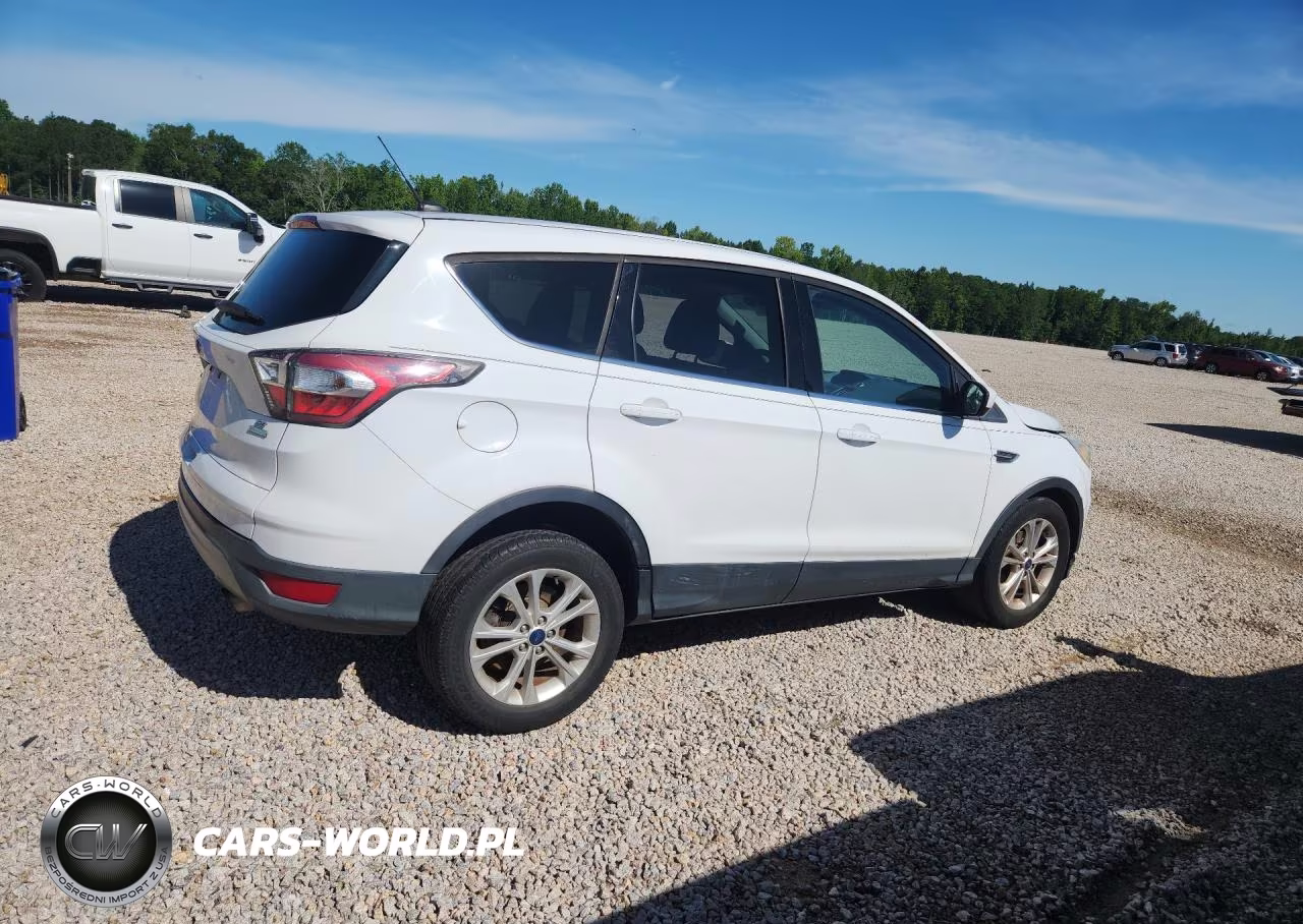 2017 Ford Escape Se VIN:1FMCU0GD3HUB05299 - 3