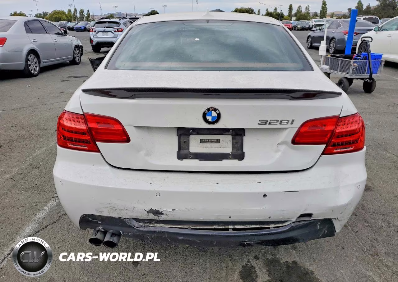 2012 BMW 328 I Sulev VIN:WBAKE5C52CE756125 - 6