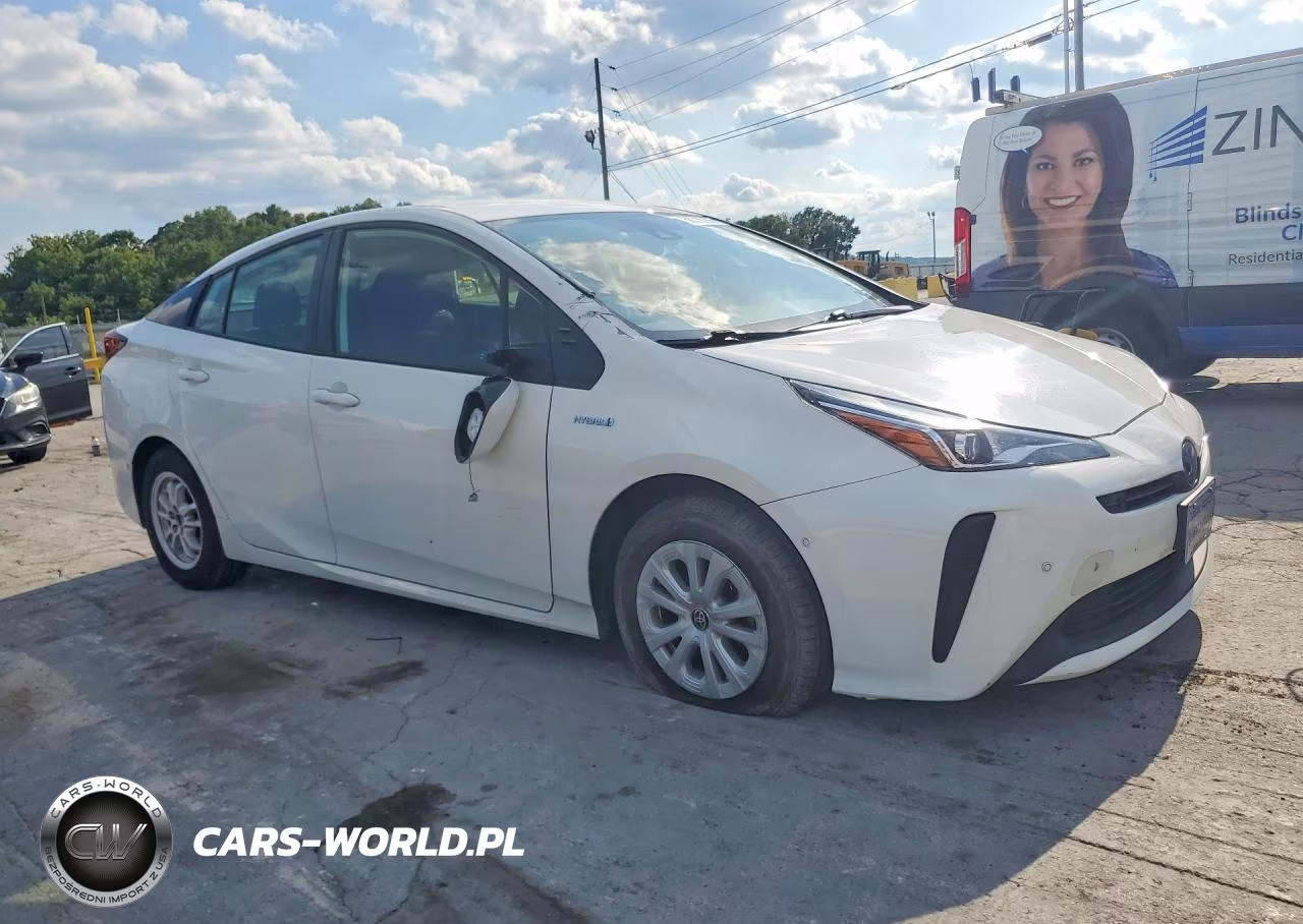 2021 Toyota Prius Le VIN:JTDKAMFU2M3148551 - 4