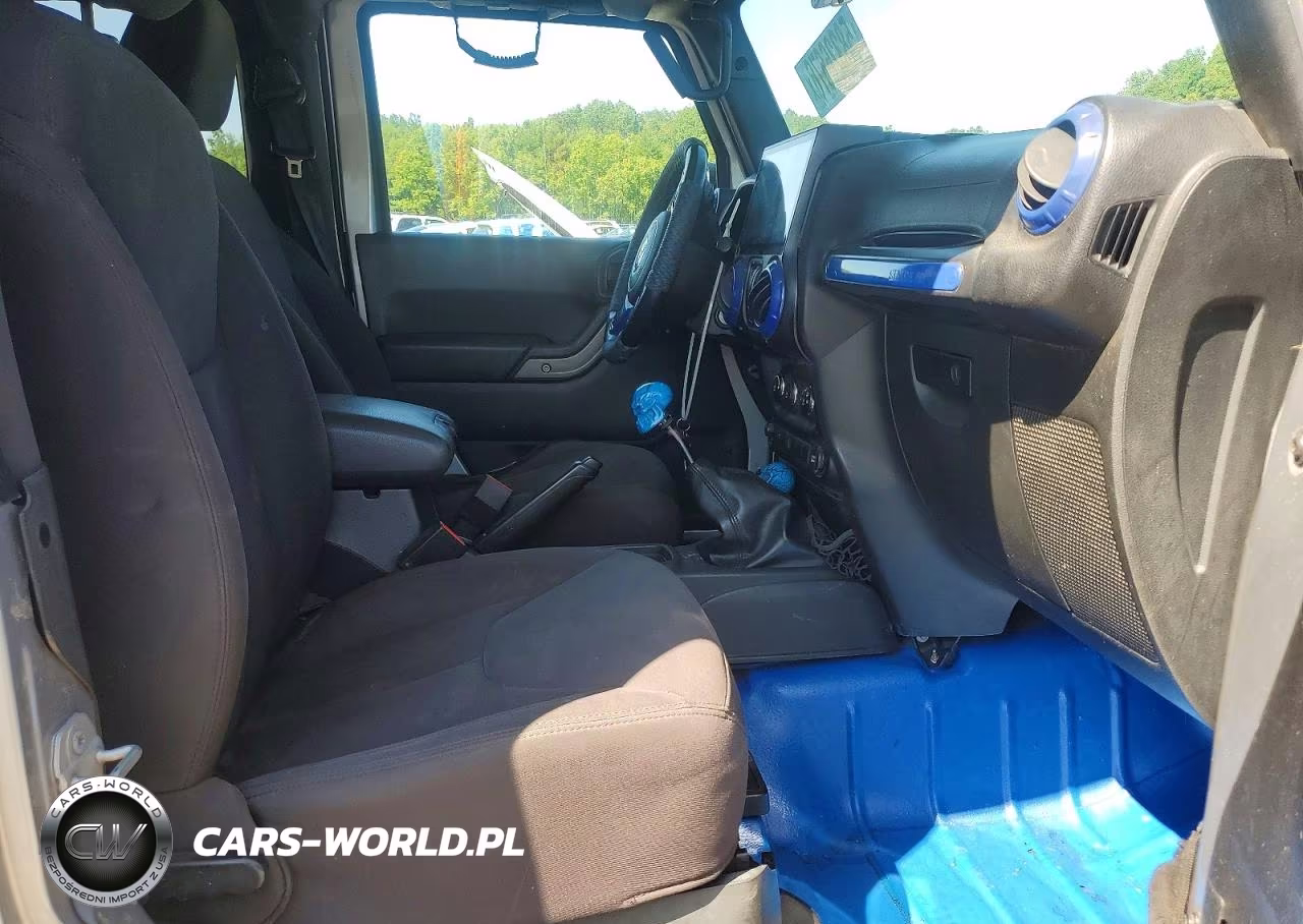 2015 Jeep Wrangler Sport VIN:1C4AJWAG6FL608418 - 10