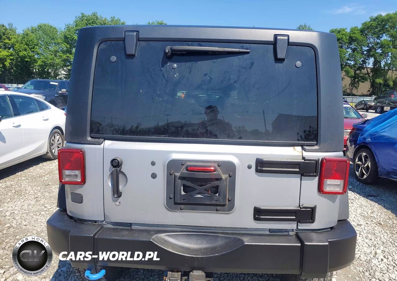 2015 Jeep Wrangler Sport VIN:1C4AJWAG6FL608418 - 6