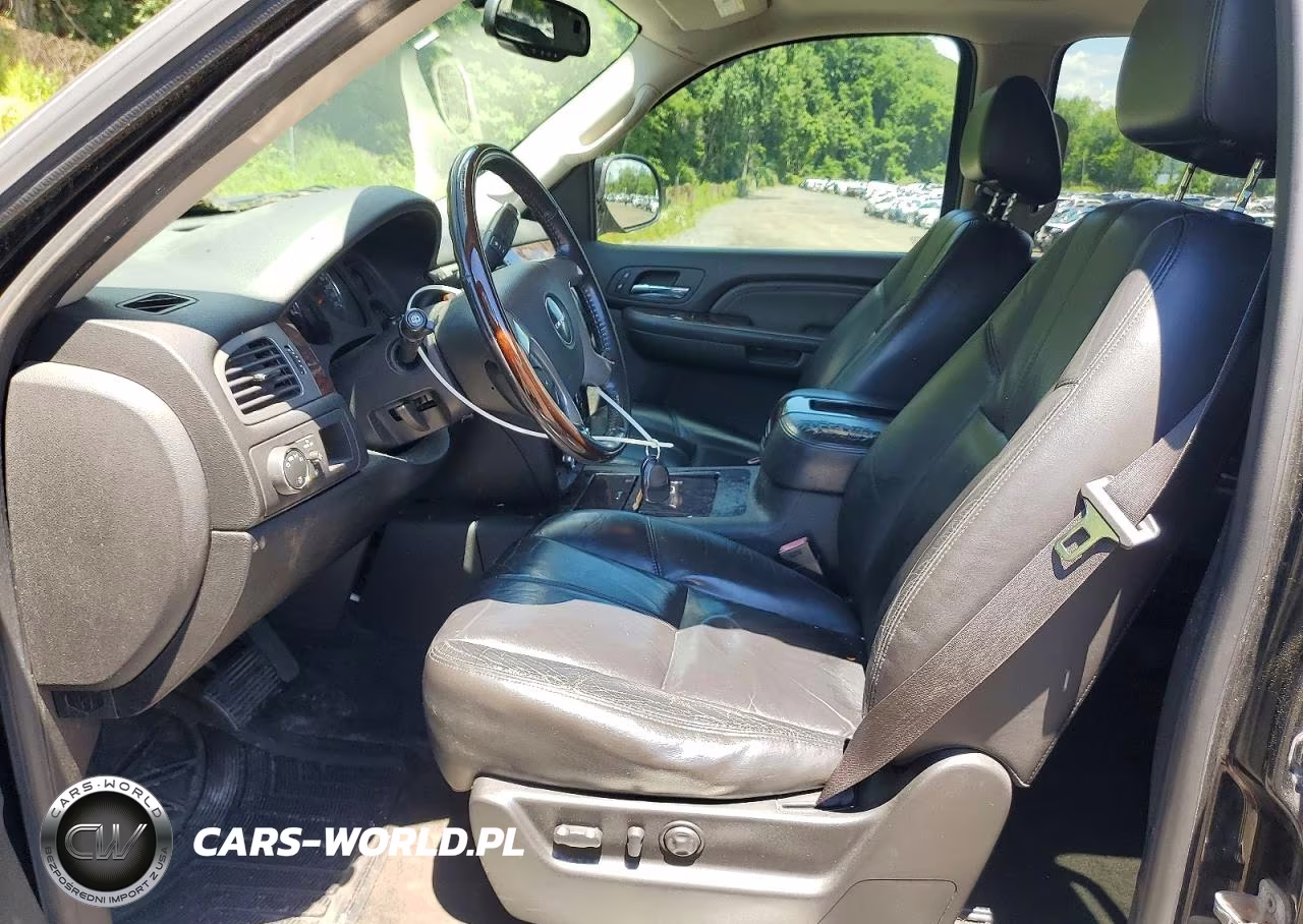 2008 GMC Yukon Denali VIN:1GKFK63858J176836 - 7