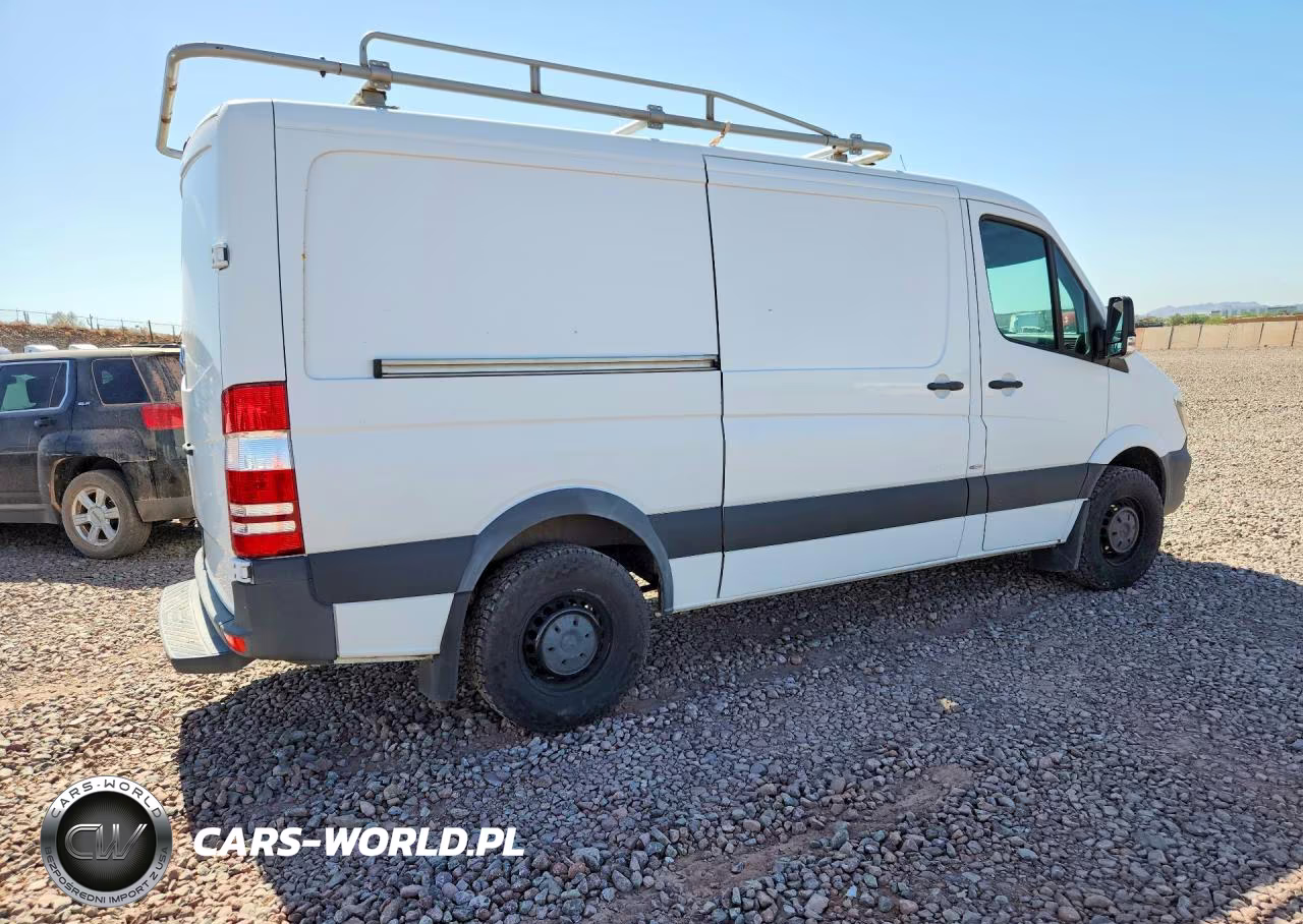 2016 Mercedes-Benz Sprinter 2500 VIN:WD3PE7DD9GP314862 - 3