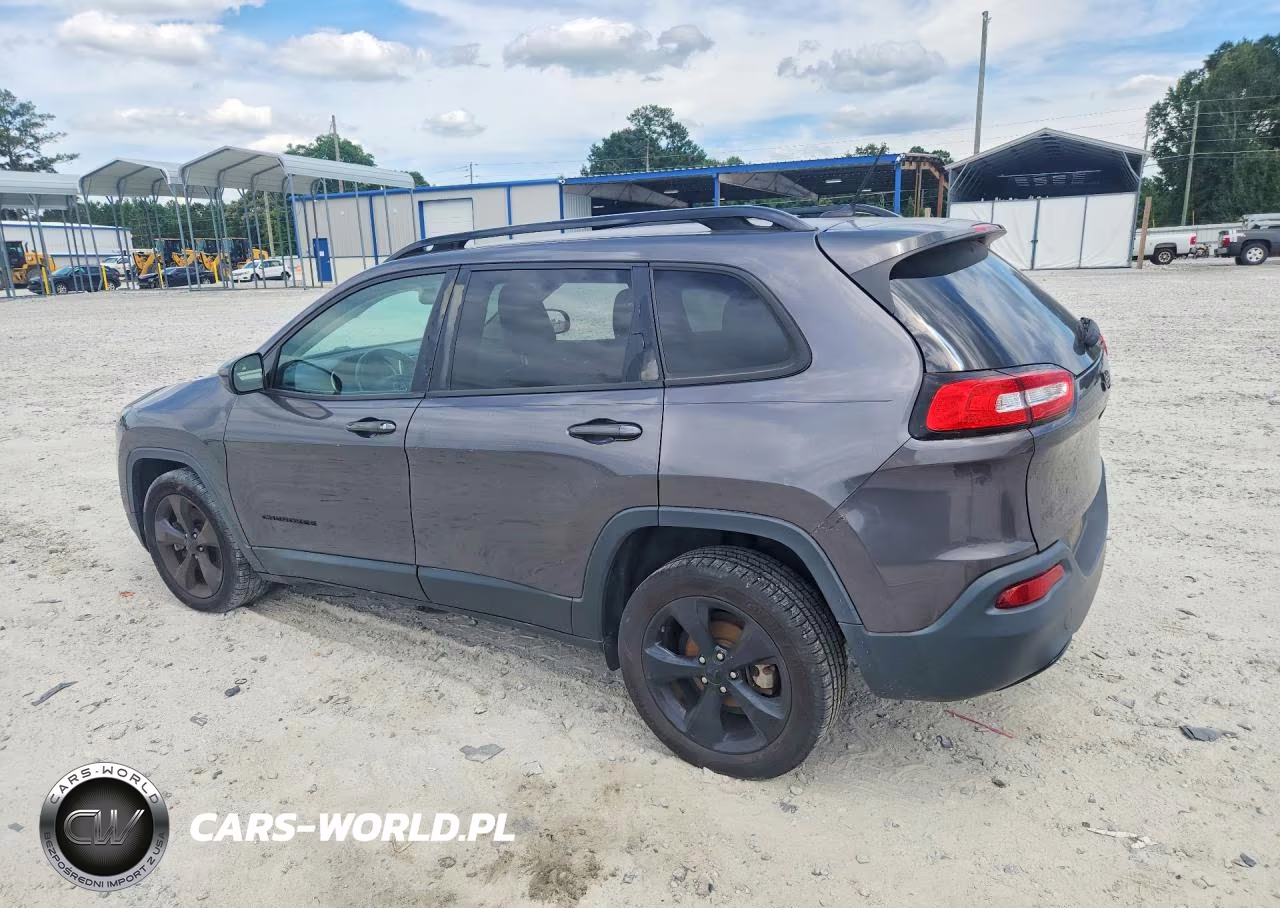 2018 Jeep Cherokee Latitude VIN:1C4PJLCB4JD620516 - 2