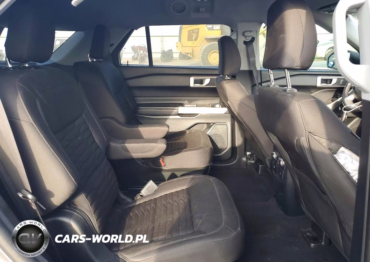 2021 Ford Explorer Xlt VIN:1FMSK7DH3MGA71066 - 10