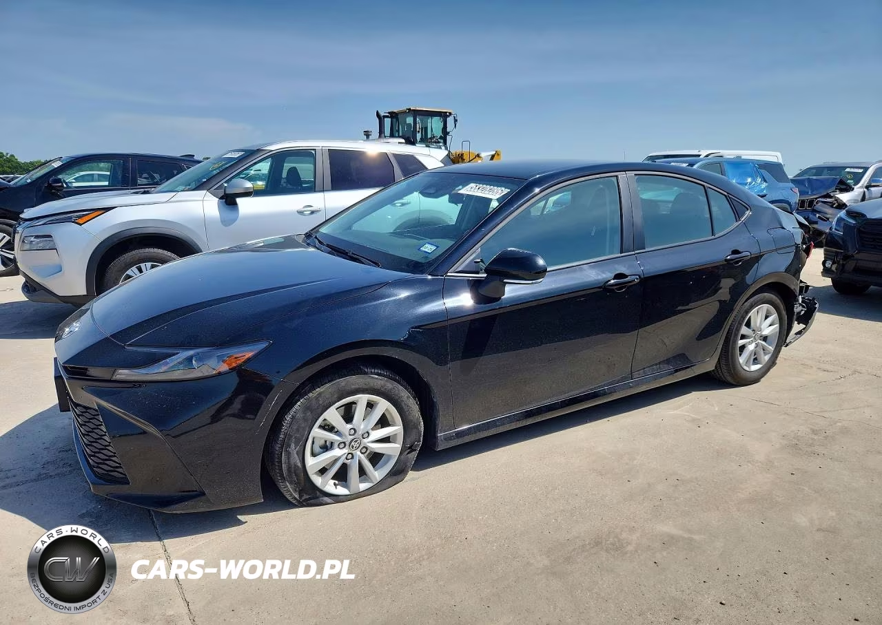 2026 Toyota Camry Le – zdjęcie 1 z 12