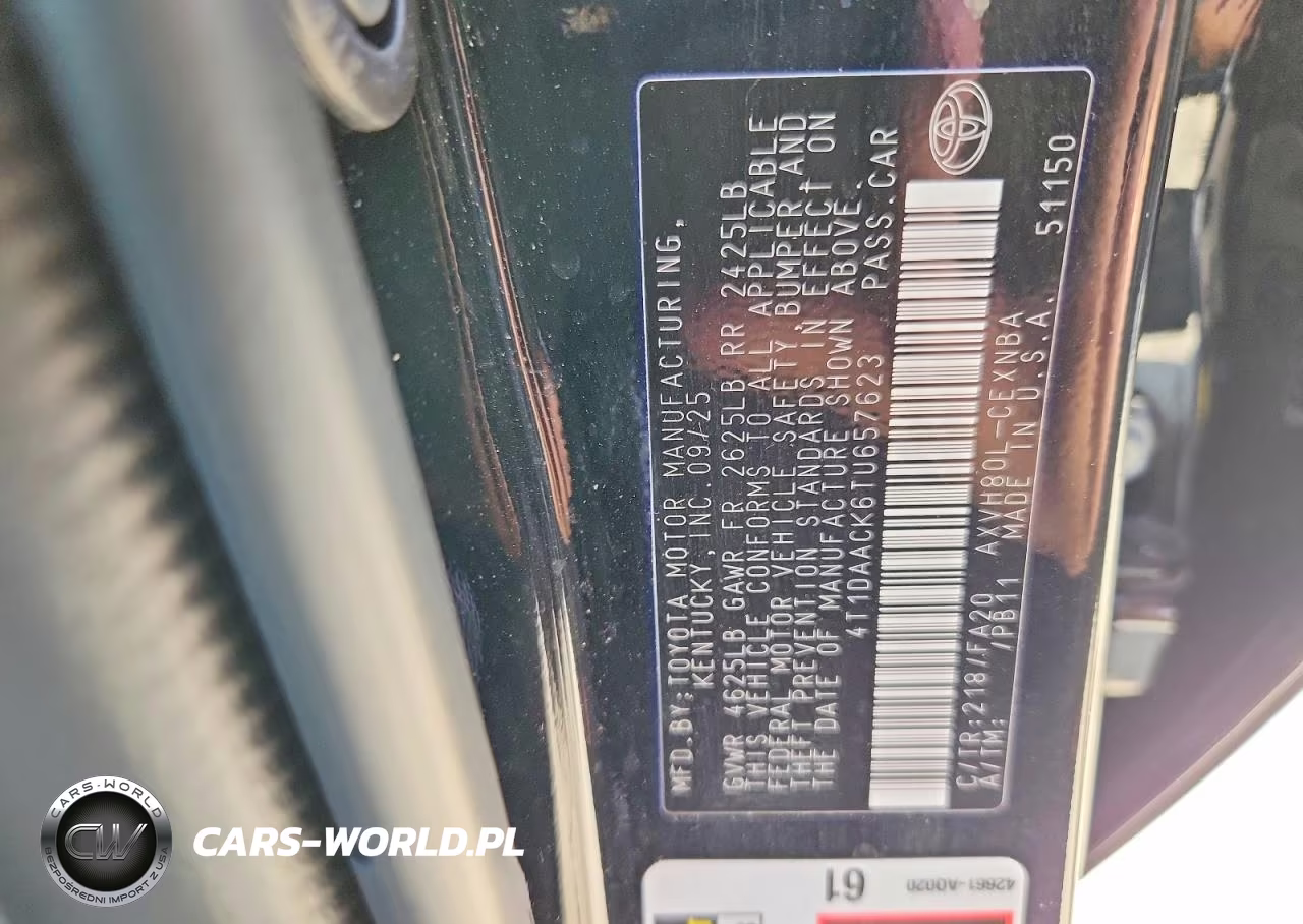2026 Toyota Camry Le VIN:4T1DAACK6TU657623 - 12