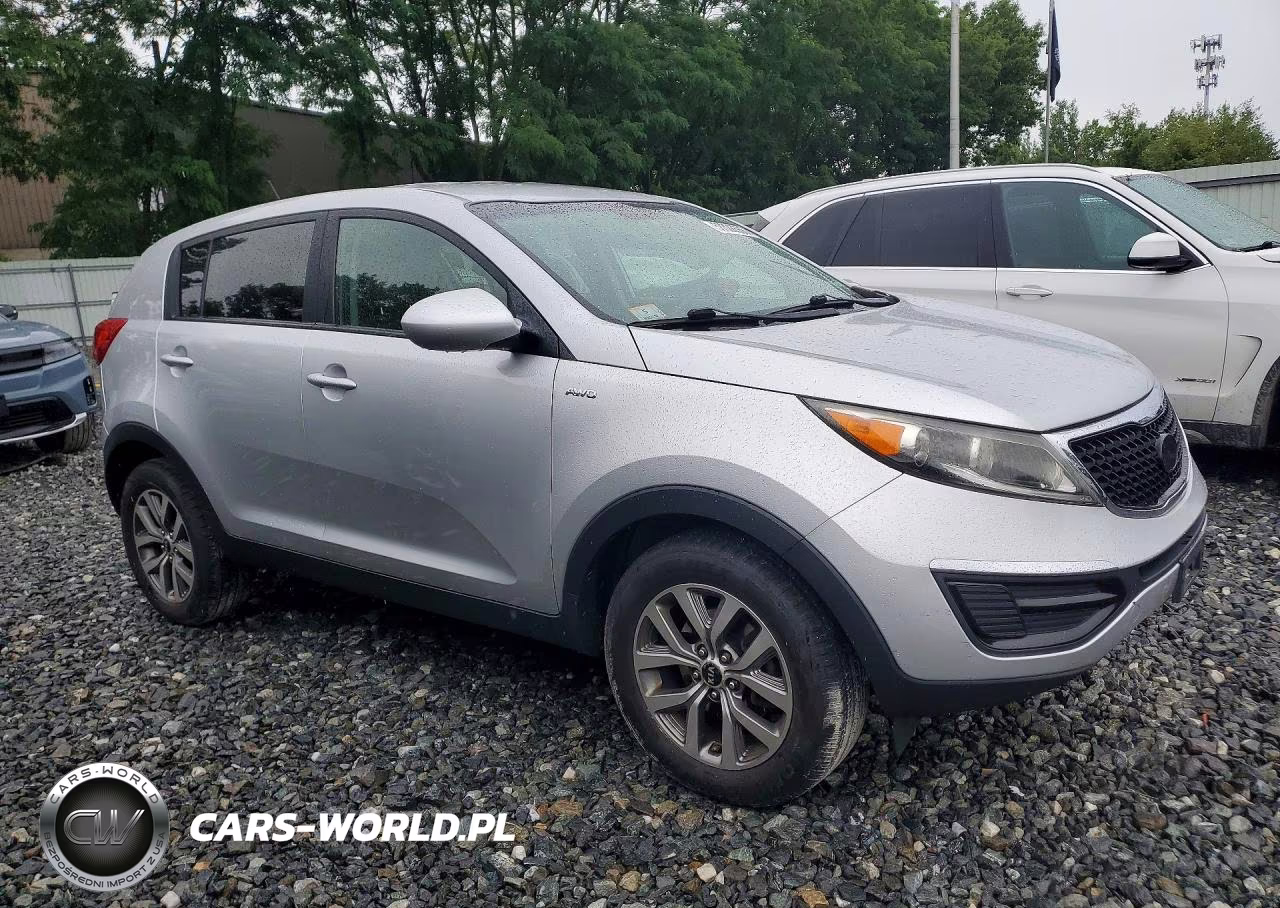 2014 Kia Sportage Lx VIN:KNDPBCAC2E7668710 - 4