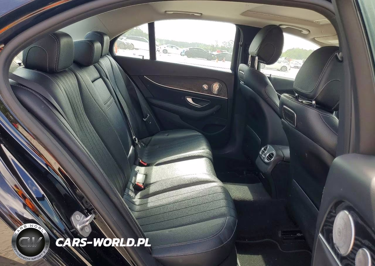 2018 Mercedes-Benz E 300 VIN:WDDZF4JBXJA303818 - 10
