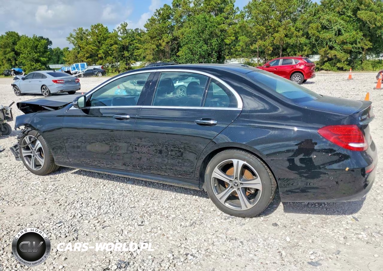 2018 Mercedes-Benz E 300 VIN:WDDZF4JBXJA303818 - 2