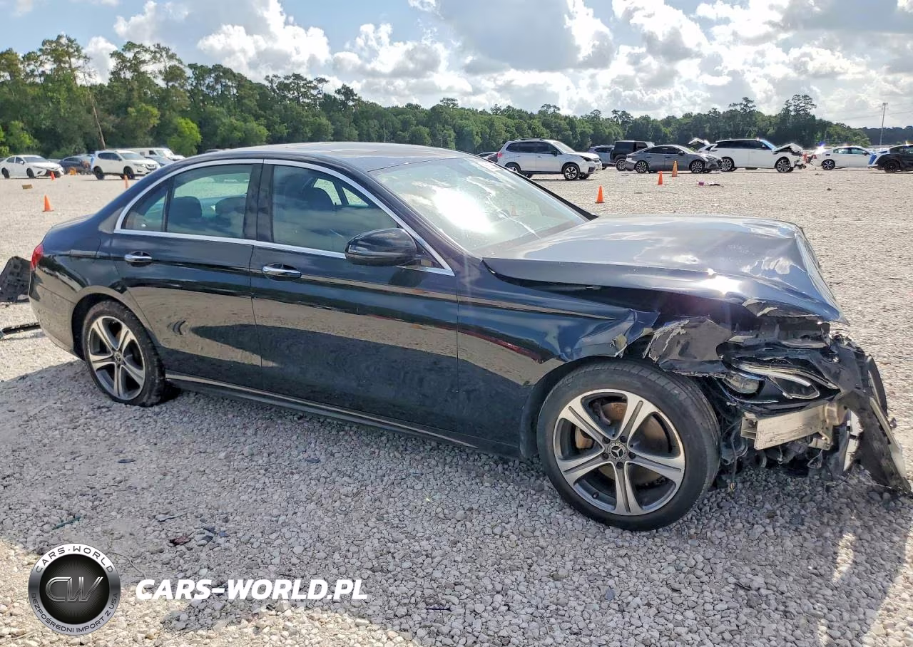 2018 Mercedes-Benz E 300 VIN:WDDZF4JBXJA303818 - 4