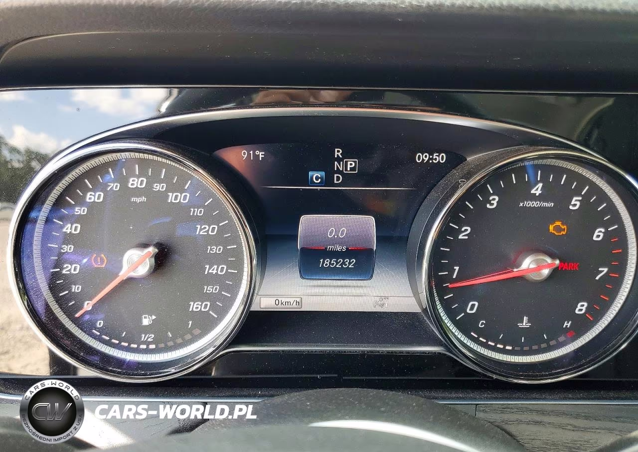 2018 Mercedes-Benz E 300 VIN:WDDZF4JBXJA303818 - 9