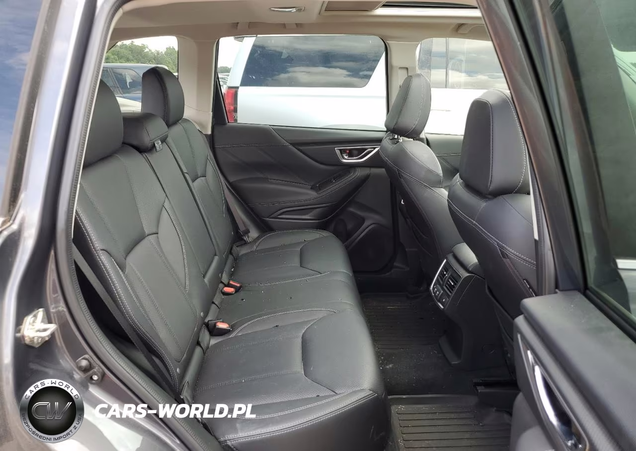 2021 Subaru Forester Touring VIN:JF2SKAXC8MH479740 - 11